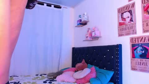 Snapshot of alexis21_ chatting on 02-22-25, 07:45 Alexis online show from 02-22-25, 07:45