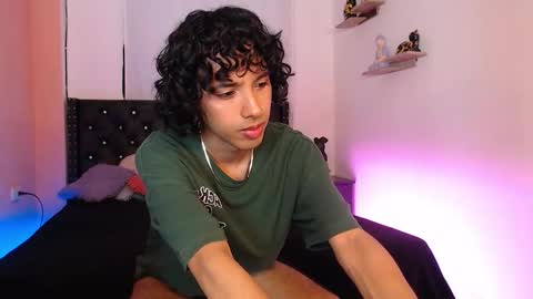 Snapshot of alexis21_ chatting on 10-03-25, 07:22 Alexis online show from 10-03-25, 07:22