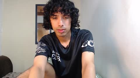 Snapshot of alexis21_ chatting on 10-16-25, 12:33 Alexis online show from 10-16-25, 12:33