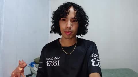 Snapshot of alexis21_ chatting on 11-30-25, 08:51 Alexis online show from 11-30-25, 08:51