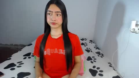 Snapshot of alexis_brown11 chatting on 05-04-26, 04:08 -- ALEXIS -- online show from 05-04-26, 04:08