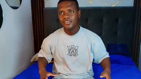 Alexis Fernandez online show from 07-14-26, 09:42