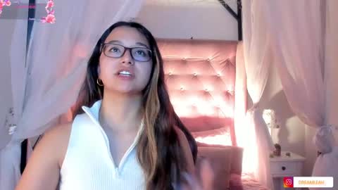 Snapshot of alexis_scott__ chatting on 06-05-26, 04:08 alexis_scott__ online show from 06-05-26, 04:08
