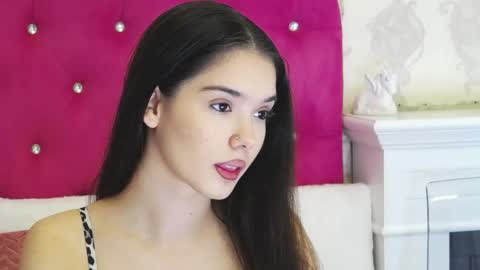 Snapshot of alexisdevine chatting on 04-23-26, 04:24 alexisdevine online show from 04-23-26, 04:24