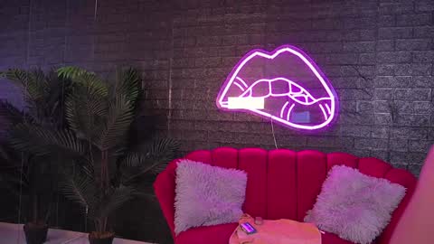 Alexis Texas online show from 02-07-25, 07:50