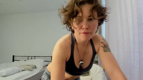 Sosweetcherry online show from 12-23-25, 09:18