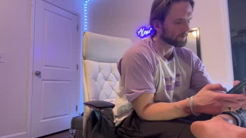 Alex Mann online show from 01-19-25, 01:43