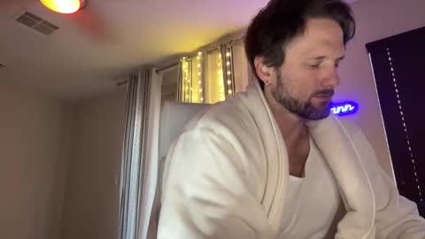 Alex Mann online show from 10-23-25, 02:49