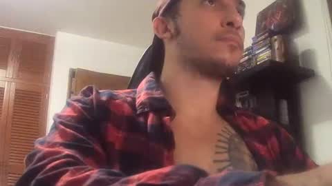 Snapshot of alexopenmind21 chatting on 01-05-25, 01:35 Alexxx online show from 01-05-25, 01:35