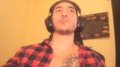 Snapshot of alexopenmind21 chatting on 02-11-25, 04:35 Alexxx online show from 02-11-25, 04:35