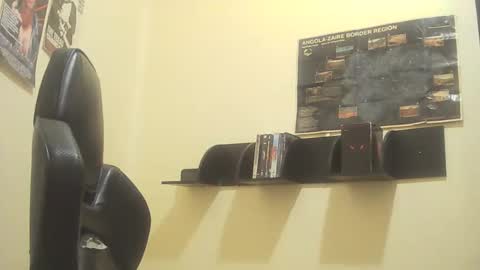 Snapshot of alexopenmind21 chatting on 09-30-25, 04:23 Alexxx online show from 09-30-25, 04:23