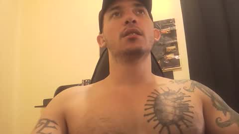 Snapshot of alexopenmind21 chatting on 11-06-25, 06:42 Alexxx online show from 11-06-25, 06:42