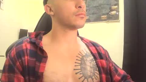 Snapshot of alexopenmind21 chatting on 12-04-25, 04:59 Alexxx online show from 12-04-25, 04:59