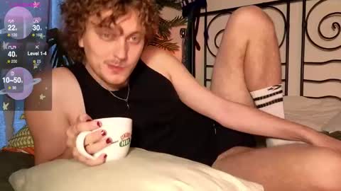 Snapshot of alexrhodesxxx chatting on 11-09-25, 01:31 Alex online show from 11-09-25, 01:31