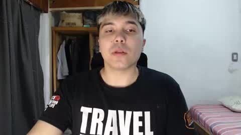 Snapshot of alexriversx chatting on 04-19-26, 04:50 Alexander online show from 04-19-26, 04:50