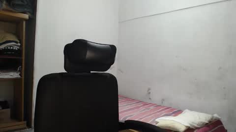 Snapshot of alexriversx chatting on 05-01-26, 05:39 Alexander online show from 05-01-26, 05:39
