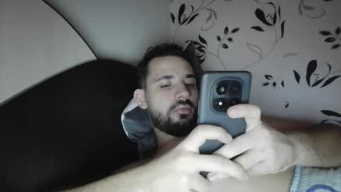 Snapshot of alexro99 chatting on 11-12-25, 10:26 alexro99 online show from 11-12-25, 10:26