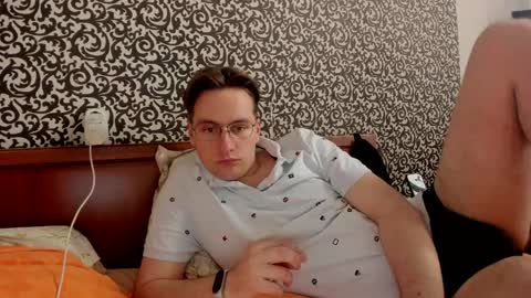 Snapshot of alexs9xtime chatting on 04-30-26, 11:49 alexs9xtime online show from 04-30-26, 11:49