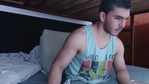 Snapshot of alexsb1998 chatting on 02-02-25, 07:30 alexsb1998 online show from 02-02-25, 07:30