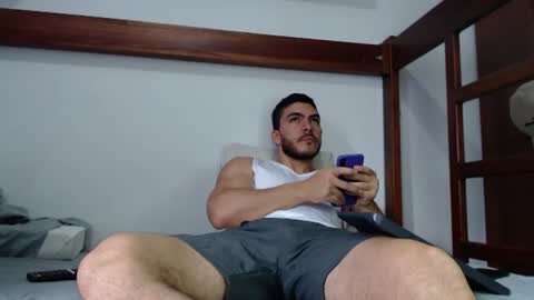 alexsb1998 online show from 06-10-26, 08:08
