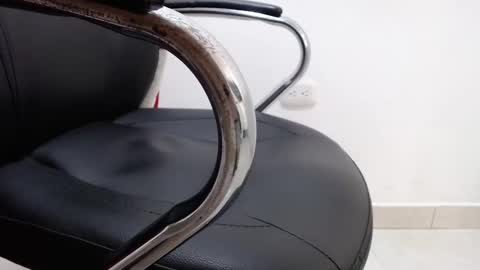 Snapshot of alextwunkk chatting on 12-11-24, 02:00 Alex online show from 12-11-24, 02:00