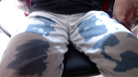 Snapshot of alextwunkk chatting on 12-28-24, 04:20 Alex online show from 12-28-24, 04:20