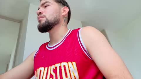 Snapshot of alextwunkk chatting on 11-08-25, 03:23 Alex online show from 11-08-25, 03:23