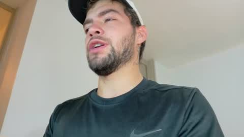 Alex online show from 06-17-26, 04:37
