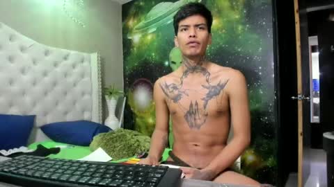 Snapshot of alexvalencia207 chatting on 07-06-26, 05:37 alexvalencia207 online show from 07-06-26, 05:37