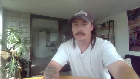 Alex online show from 02-10-26, 03:43