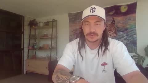 Alex online show from 03-18-26, 11:52