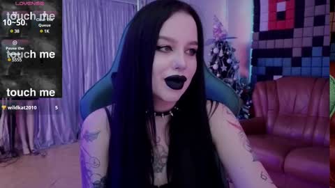 Snapshot of alexx_succubus chatting on 12-20-24, 04:31 Alexx Succubus online show from 12-20-24, 04:31