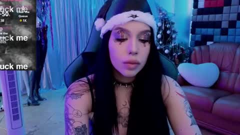 Snapshot of alexx_succubus chatting on 12-26-24, 05:58 Alexx Succubus online show from 12-26-24, 05:58