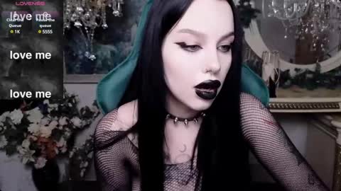 Snapshot of alexx_succubus chatting on 01-25-25, 05:18 Alexx Succubus online show from 01-25-25, 05:18