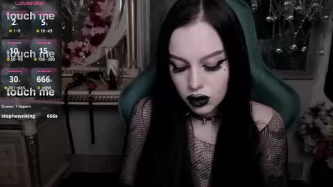 Snapshot of alexx_succubus chatting on 02-20-25, 11:43 Alexx Succubus online show from 02-20-25, 11:43