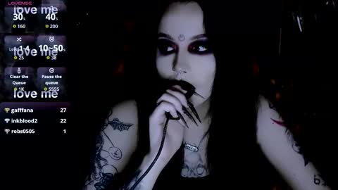 Snapshot of alexx_succubus chatting on 09-23-25, 07:17 Alexx Succubus online show from 09-23-25, 07:17