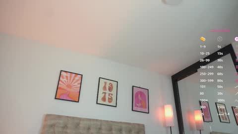 Snapshot of alexxa_dz chatting on 02-13-25, 01:50 online show from 02-13-25, 01:50