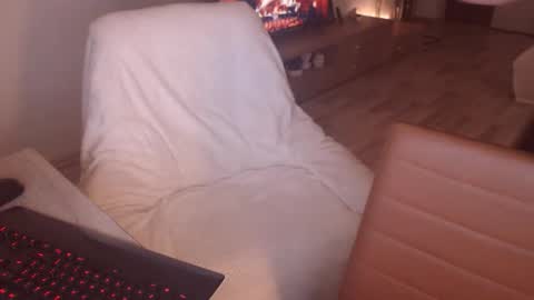 Jhoa online show from 10-11-25, 11:03