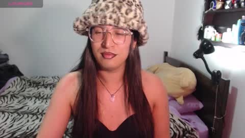 Snapshot of alexxiatouch chatting on 02-15-26, 04:58 AlexxiaTouch online show from 02-15-26, 04:58