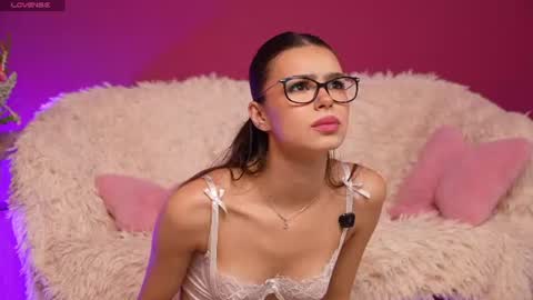 Snapshot of alexxisrae chatting on 07-09-26, 05:11 Alexxis Rae online show from 07-09-26, 05:11
