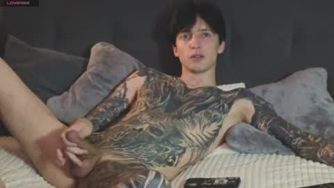Snapshot of alexxone_ chatting on 06-12-26, 08:13 Alex online show from 06-12-26, 08:13
