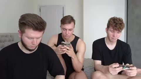 Snapshot of alexxx_d chatting on 07-14-26, 08:19 AlexDimaIgor online show from 07-14-26, 08:19