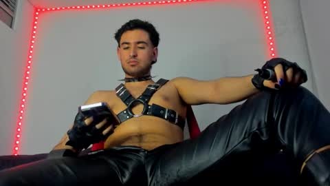 Alexander online show from 12-22-25, 01:57