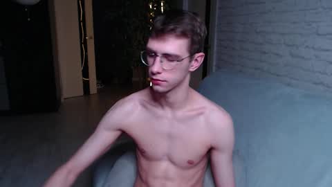 Alfie online show from 09-27-25, 03:33