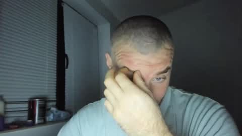 Snapshot of alfiesolomons87 chatting on 01-18-25, 07:37 alfiesolomons87 online show from 01-18-25, 07:37