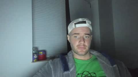 Snapshot of alfiesolomons87 chatting on 02-28-25, 07:14 alfiesolomons87 online show from 02-28-25, 07:14