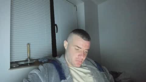 Snapshot of alfiesolomons87 chatting on 03-11-25, 07:36 alfiesolomons87 online show from 03-11-25, 07:36