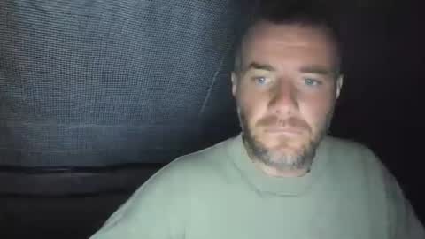 Snapshot of alfiesolomons87 chatting on 09-16-25, 03:51 alfiesolomons87 online show from 09-16-25, 03:51