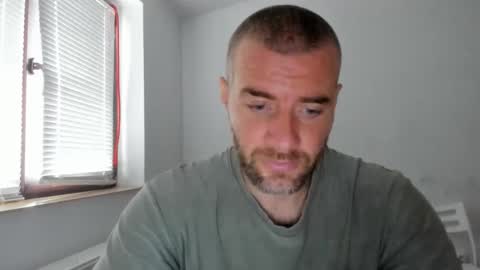 Snapshot of alfiesolomons87 chatting on 11-04-25, 09:30 alfiesolomons87 online show from 11-04-25, 09:30