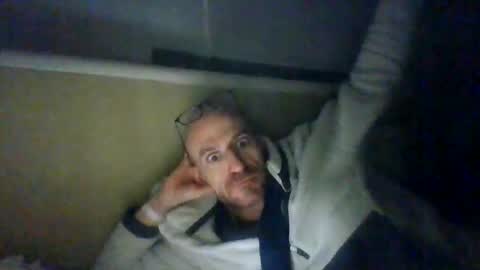 Edgarrrdd1021 online show from 05-03-26, 04:18